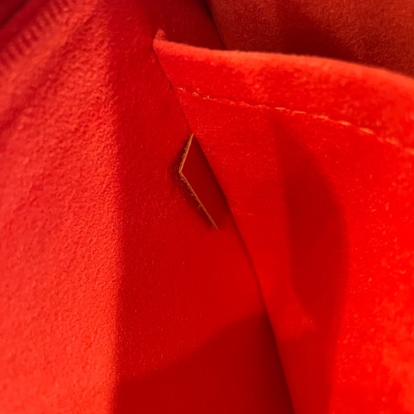 Authentic Louis Vuitton Mandarine Orange Epi Neverfull Pochette - Picture 6 of 6